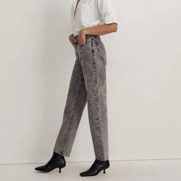 The Perfect Vintage Straight Jean in Acid Wash - Picture 1 of 13